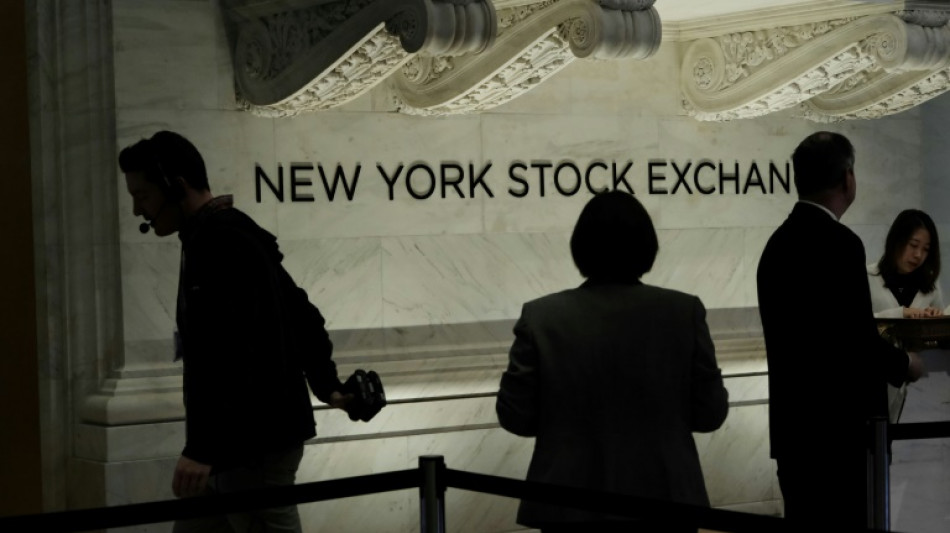 Wall Street termine en ordre dispers&eacute;, irrit&eacute;e par les taux obligataires et l'inflation