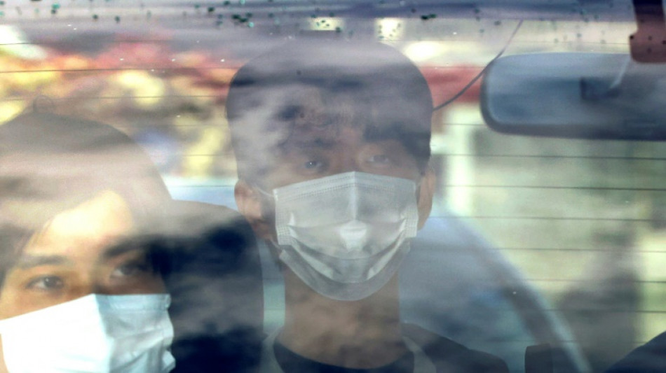 Hallan "p&oacute;lvora" en casa del sospechoso del ataque contra el primer ministro japon&eacute;s