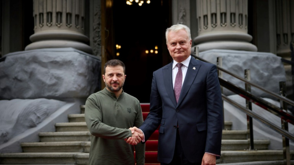 Litu&acirc;nia vota em elei&ccedil;&otilde;es legislativas com centro-esquerda como favorita