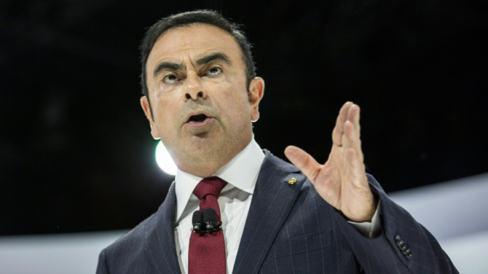 A Paris, la d&eacute;fense de Carlos Ghosn demande la nullit&eacute; de son mandat d'arr&ecirc;t