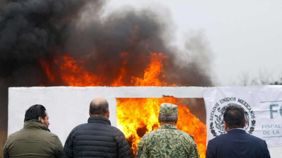 Trump anuncia que designar&aacute; cart&eacute;is mexicanos como terroristas