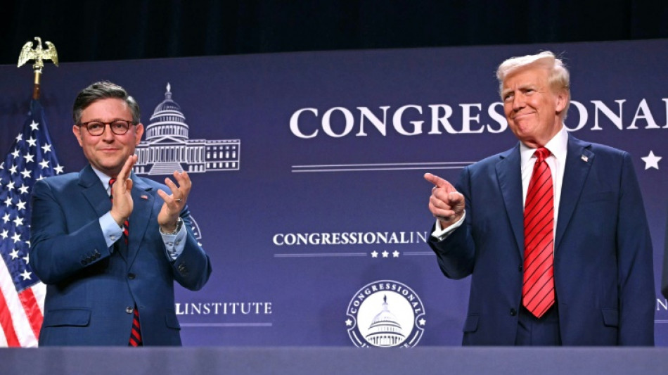 Trump "no est&aacute; 100% seguro" de que un tercer mandato est&eacute; prohibido