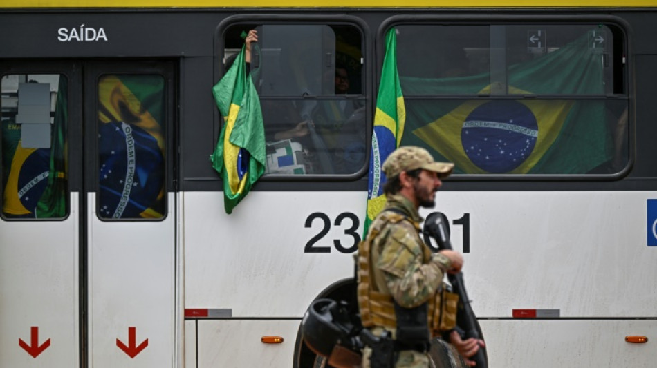 Saccages &agrave; Brasilia: les financeurs recherch&eacute;s, mandat d'arr&ecirc;t contre un proche alli&eacute; de Bolsonaro