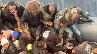 Un b&eacute;b&eacute; n&eacute; dans un bateau de migrants secouru pr&egrave;s de l'Espagne