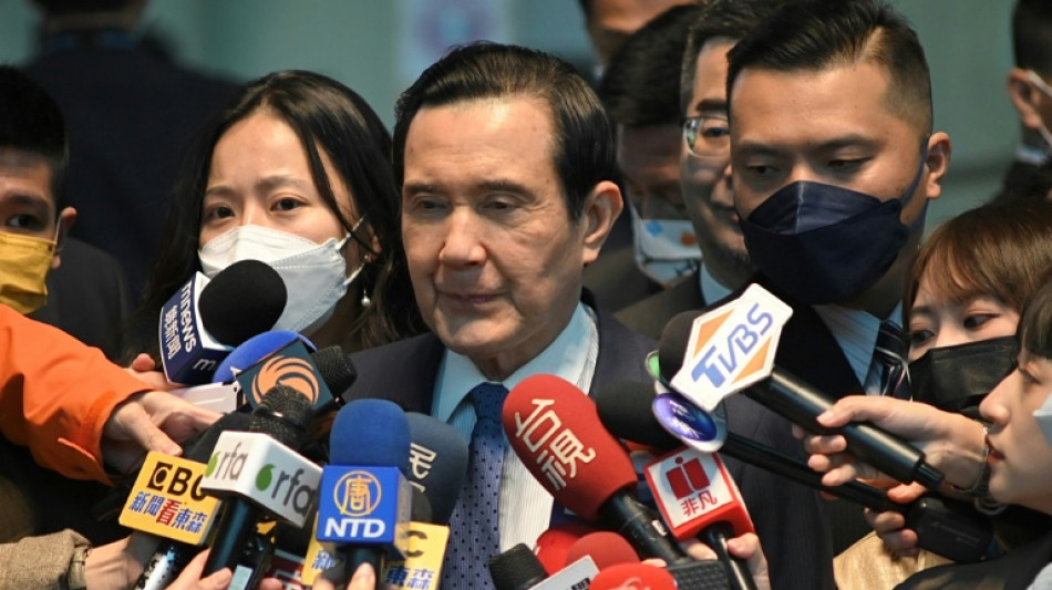 El expresidente de Taiw&aacute;n inicia una pol&eacute;mica visita a China