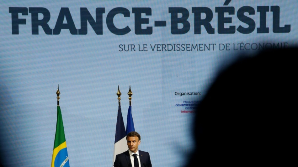 L'accord UE-Mercosur est "tr&egrave;s mauvais", "b&acirc;tissons un nouvel accord", dit Macron au Br&eacute;sil 