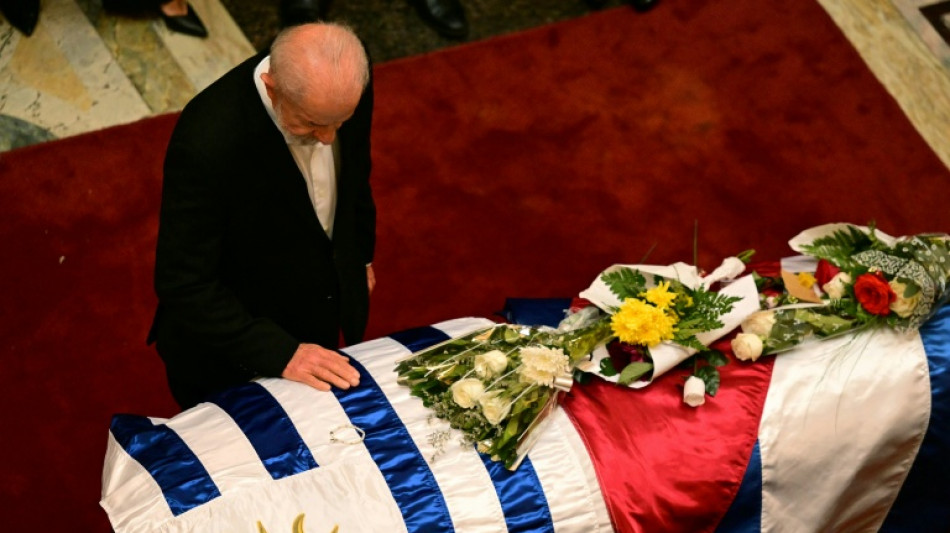 Lula e Boric se unem a milhares de uruguaios no &uacute;ltimo adeus a Mujica