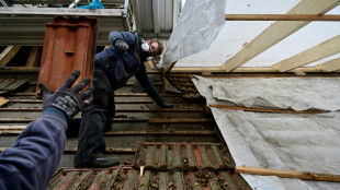 Dachdecker erhalten ab November f&uuml;nf Prozent mehr Lohn 