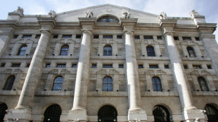 Borsa: Milano chiude in calo, Ftse Mib -0,80%