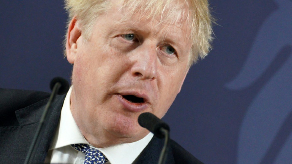 Apr&egrave;s la fronde, Boris Johnson tente de se relancer en se pr&eacute;sentant "du c&ocirc;t&eacute; des Britanniques"