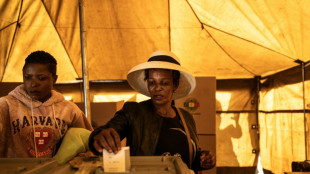 Troubled start to Zimbabwean poll as hardline leader seeks new term
