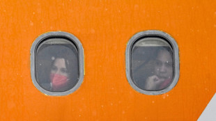 Menina de dois anos separada dos pais nos EUA chega &agrave; Venezuela