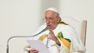 Le pape ach&egrave;ve sa visite en Belgique sur un appel &agrave; ne pas "dissimuler" les violences sexuelles