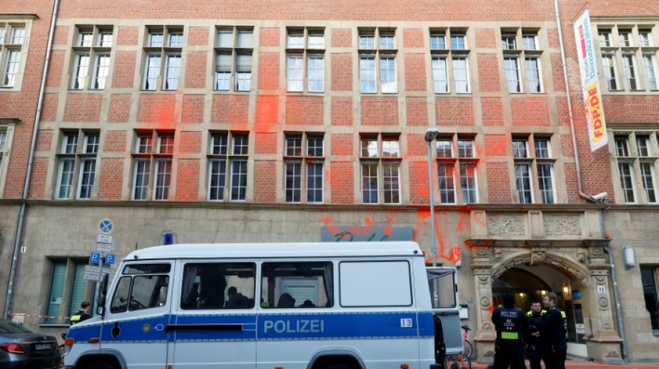 Debatte &uuml;ber Integration nach Silvesterkrawallen