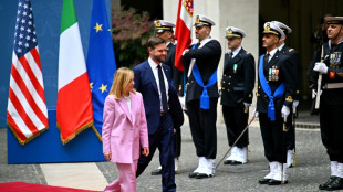 JD Vance se re&uacute;ne com Meloni em Roma antes de celebrar a P&aacute;scoa no Vaticano