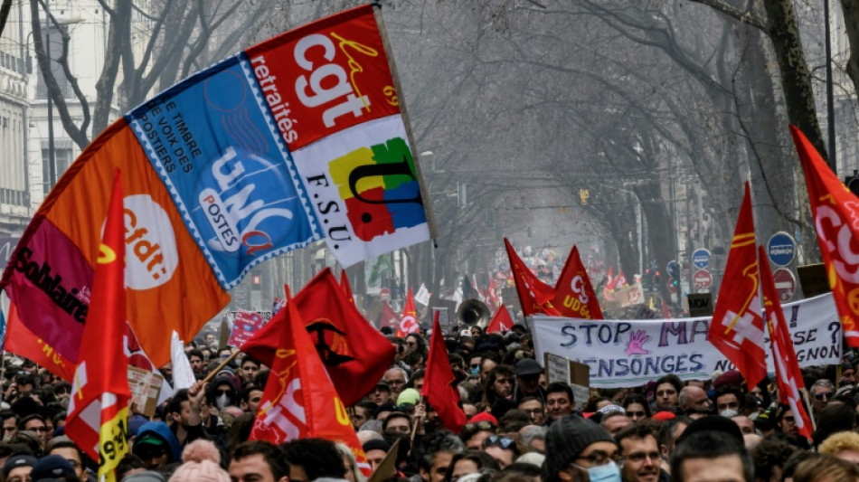 Frankreichs Senat stimmt f&uuml;r entscheidenden Artikel f&uuml;r Anhebung von Rentenalter