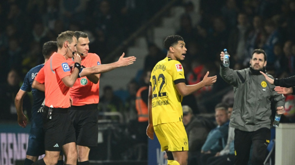 DFB-Schiedsrichter-Leitung &uuml;bt Kritik an Sascha Stegemann