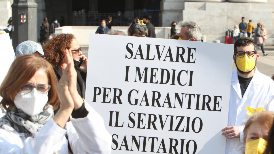 Medici medicina generale sul piede di guerra, situazione critica