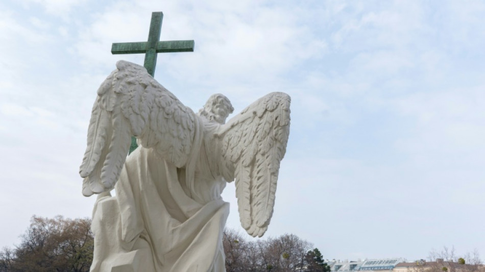 Gutachten: &Uuml;bertritt zu Christentum in Europa als Asylgrund im Einzelfall pr&uuml;fen