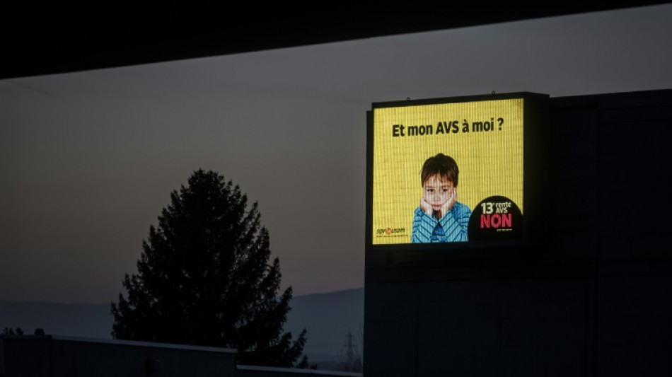 Suiza vota sobre un aumento de la edad de jubilaci&oacute;n y un aguinaldo para los jubilados