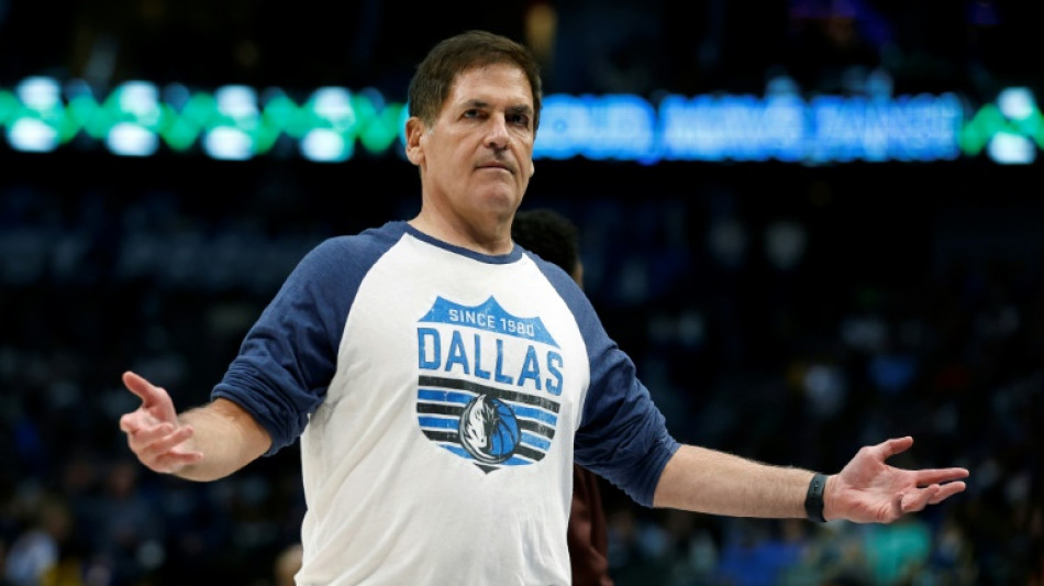 Mavericks fined $750,000 after benching stars in Bulls loss