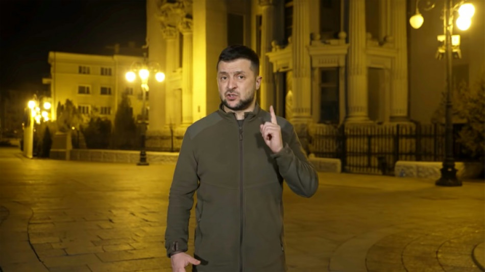 Ukraine: Moscou emploie une arme hypersonique, Zelensky appelle &agrave; parler s&eacute;rieusement de paix