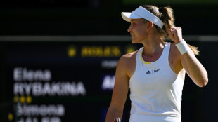 Wimbledon: Rybakina, une finaliste n&eacute;e en Russie et au passeport kazakh