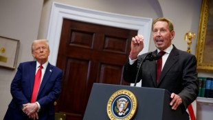 Avec la b&eacute;n&eacute;diction de Trump, le trublion de la tech Larry Ellison revient au centre du jeu