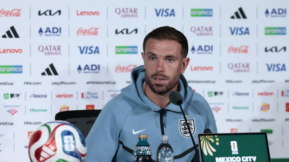 Il Chelsea ingaggia il centrocampista Jordan Henderson, firmato un biennale