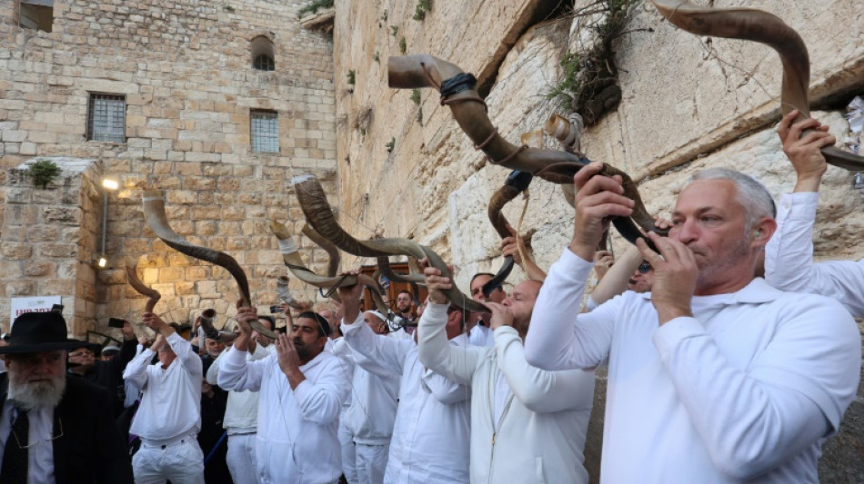 Milhares participam de ora&ccedil;&atilde;o mundial em solidariedade a ref&eacute;ns mantidos em Gaza