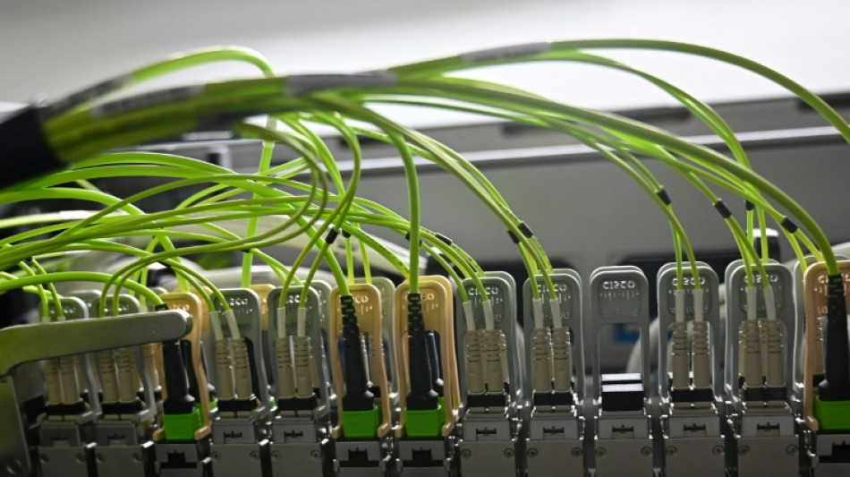 "Sabotage" de r&eacute;seaux de fibres optiques de plusieurs op&eacute;rateurs dans six d&eacute;partements, Paris pas touch&eacute;