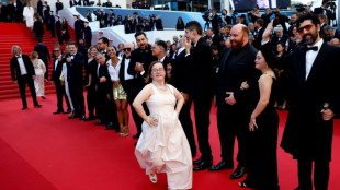 "Un p'tit truc en plus" devient le plus gros succ&egrave;s fran&ccedil;ais depuis 10 ans