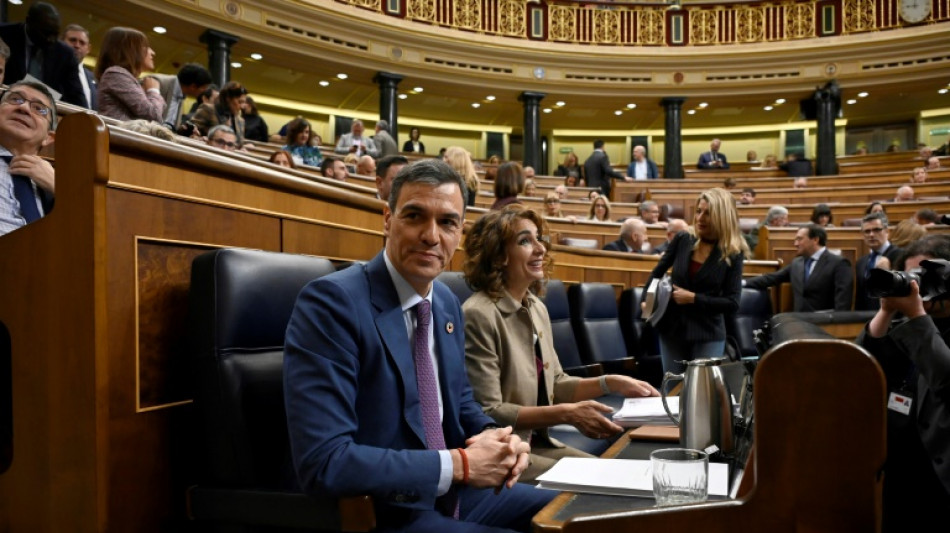 Premi&ecirc; da Espanha defende sua gest&atilde;o durante inunda&ccedil;&otilde;es e critica a oposi&ccedil;&atilde;o
