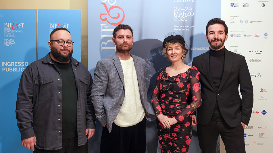 Bif&st, premio Meridiana a 'Krejt e thirrin Rexh&euml;n' di Deari