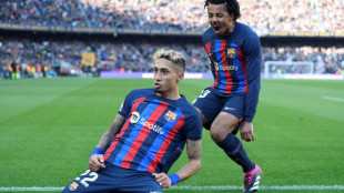 Barca beat Valencia, move nine points clear as Madrid stumble