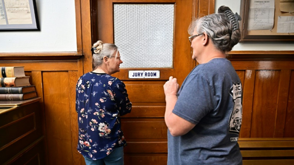 Teorias da conspira&ccedil;&atilde;o e amea&ccedil;as: a nova realidade eleitoral dos EUA