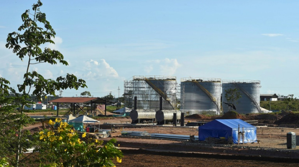 El gobierno de Colombia fija un aumento mensual del precio de la gasolina hasta fin de a&ntilde;o