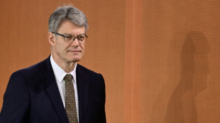 Verkehrsminister Schnieder will Deutschlandticket "wirtschaftlich ausgestalten"