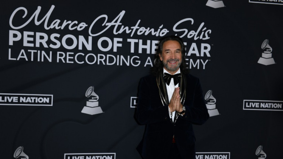 "Leyenda viviente": artistas festejan a Marco Antonio Sol&iacute;s en antesala a Grammy Latinos