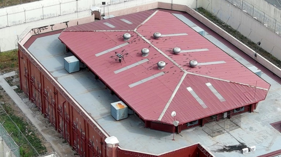 Equador prorroga estado de exce&ccedil;&atilde;o para pris&otilde;es