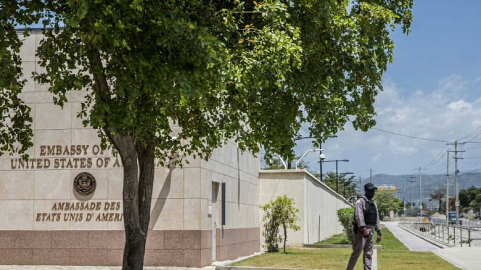 Enfermeira americana &eacute; sequestrada com o filho no Haiti (ONG)