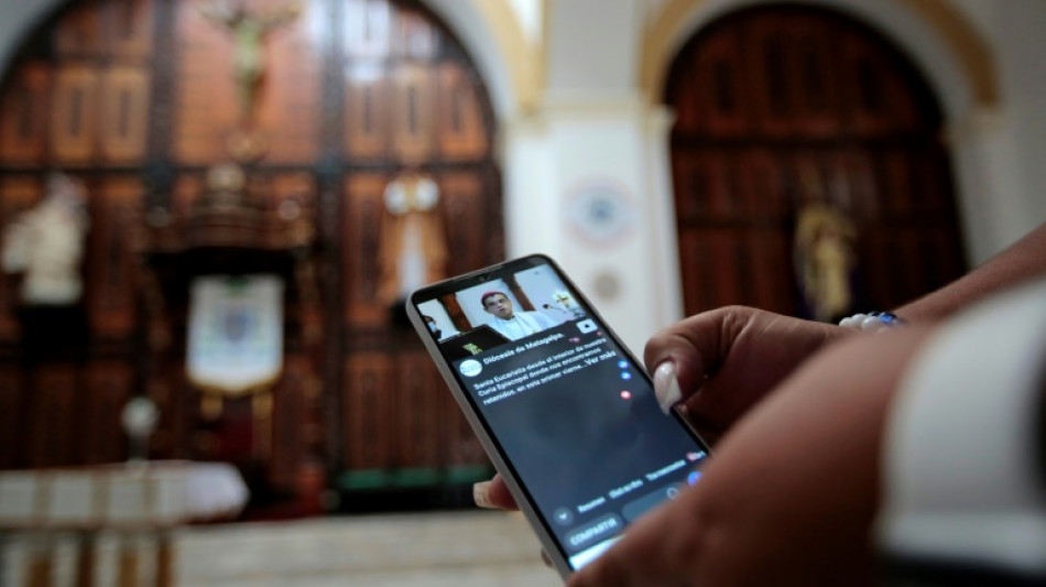 Obispo retenido en Nicaragua dice que tiene "casa por c&aacute;rcel"