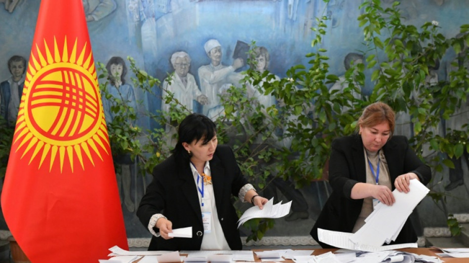 Au Kirghizstan, fin des législatives anticipées sans réelle opposition