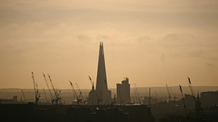 Gro&szlig;britannien vermeidet vorerst knapp Rezession