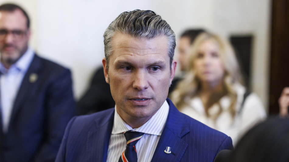 'Il candidato di Trump al Pentagono attacc&ograve; Nato e Onu'