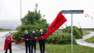 Ehrung für "Kaiser" in München: Allianz-Arena liegt nun am Franz-Beckenbauer-Platz