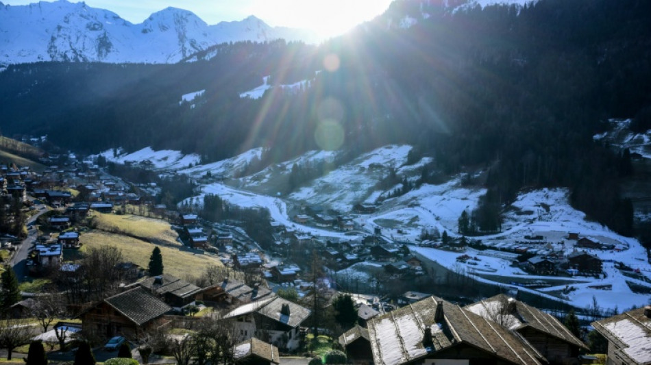 Biathlon: des pistes blanches sans neige autour, malaise au Grand-Bornand