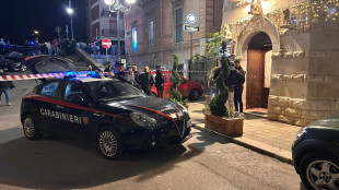 Uomo ucciso a colpi di pistola in ristorante del Barese