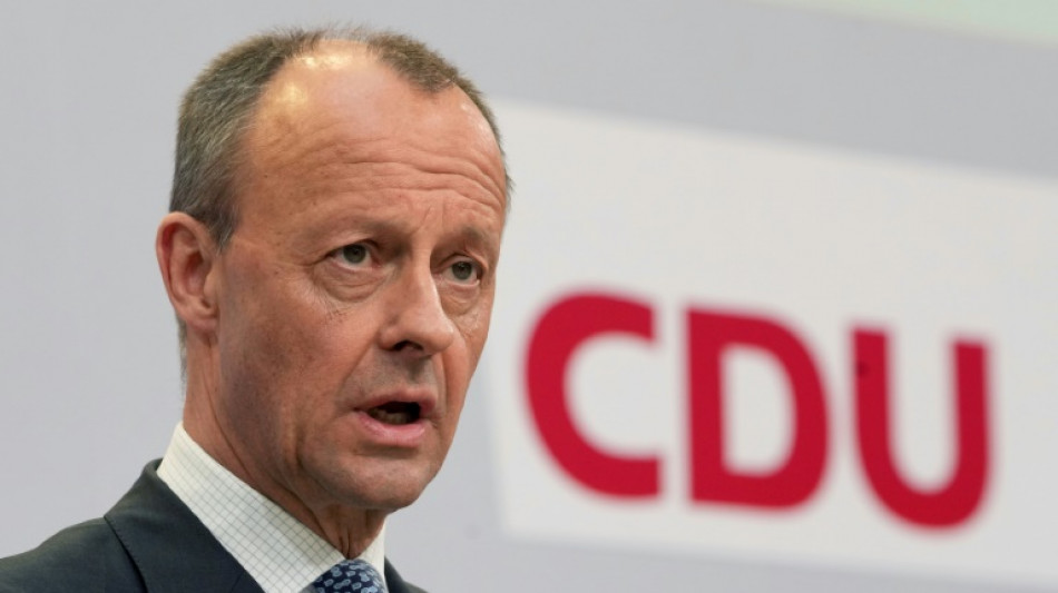 Merz will Ampel mit Antrag zu schweren Waffen f&uuml;r Ukraine unter Druck setzen 