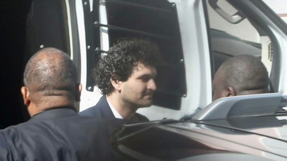 FTX-Gr&uuml;nder Bankman-Fried von Bahamas an die USA ausgeliefert